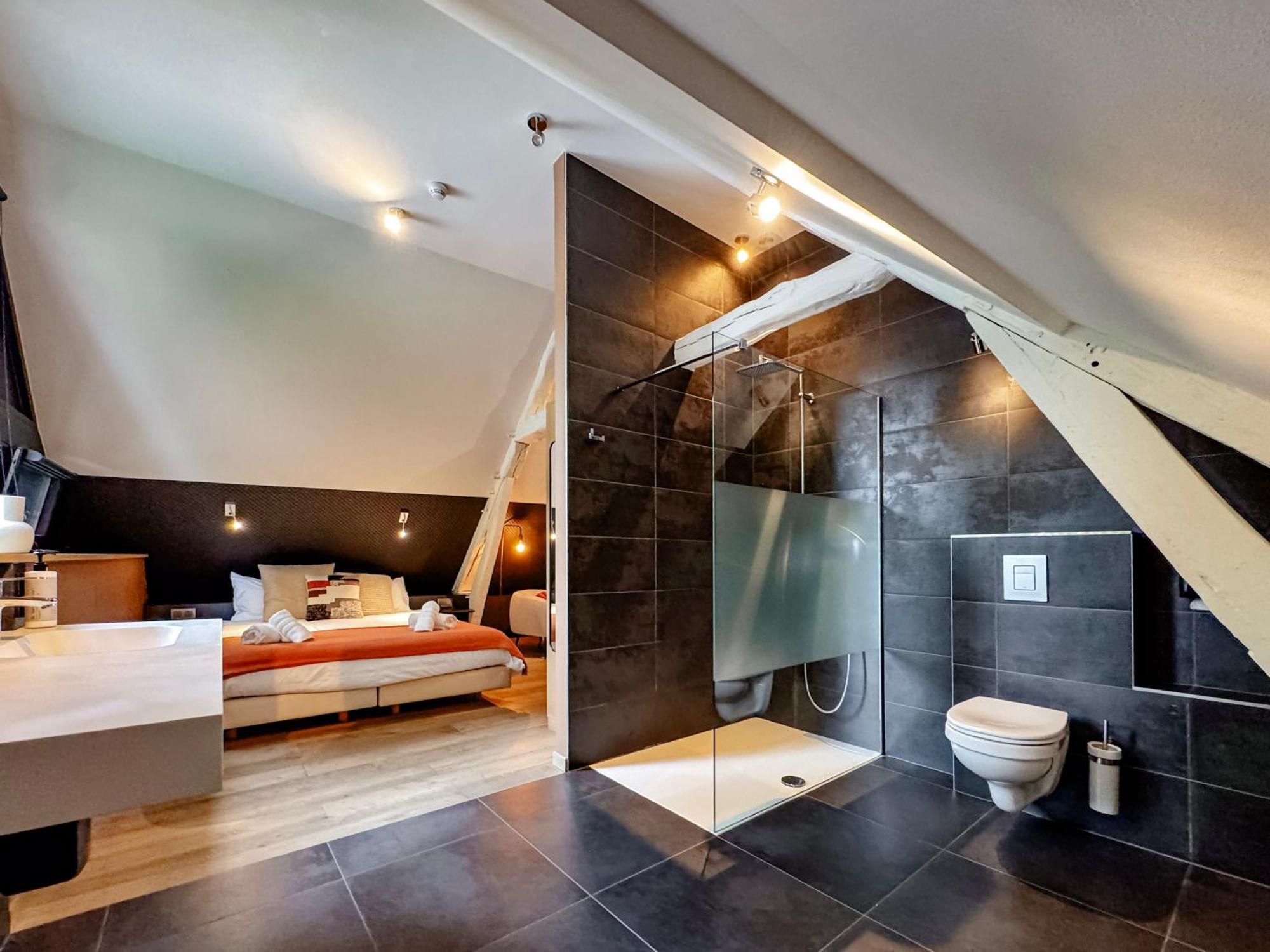 Hotel Le Manoir มาร์ช-อ็อง-เฟเมน ภายนอก รูปภาพ